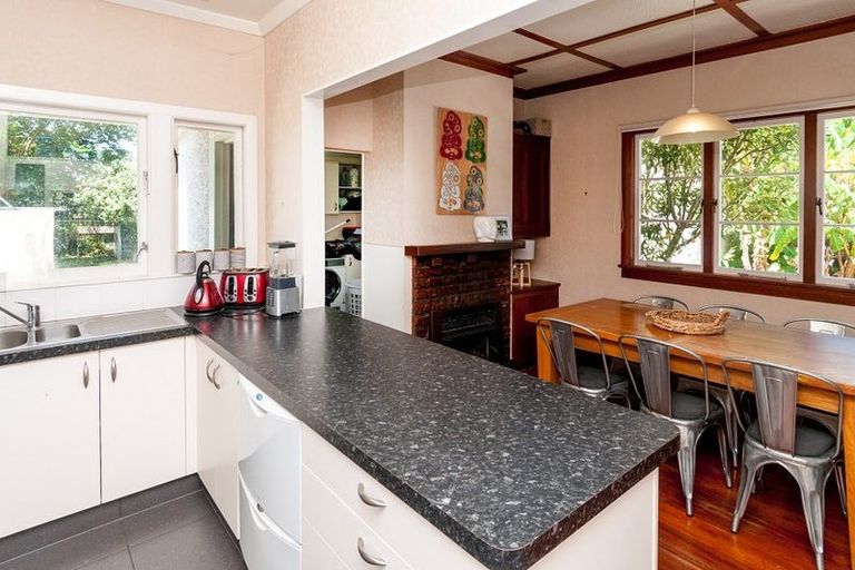 Photo of property in 119 Harris Street, Inner Kaiti, Gisborne, 4010