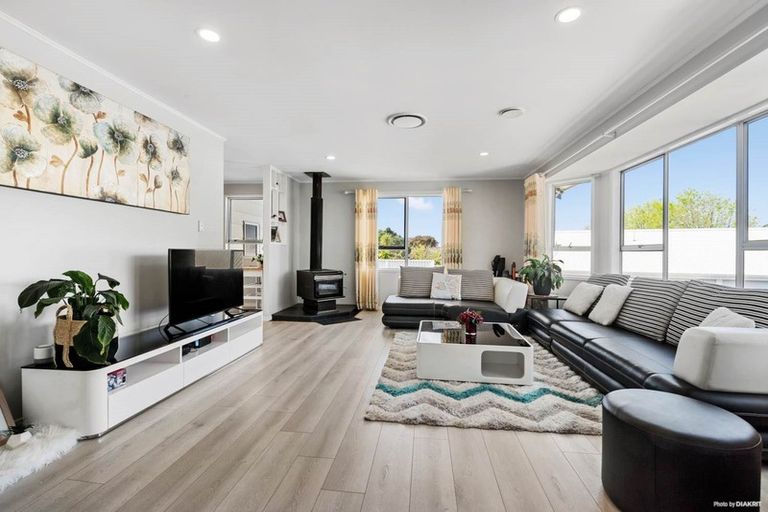 Photo of property in 12 Sunburst Lane, Torbay, Auckland, 0630