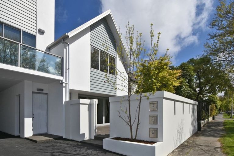 Photo of property in 2/188 Chester Street East, Christchurch Central, Christchurch, 8011