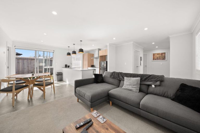 Photo of property in 12 Tarata Grove, Lansdowne, Masterton, 5810