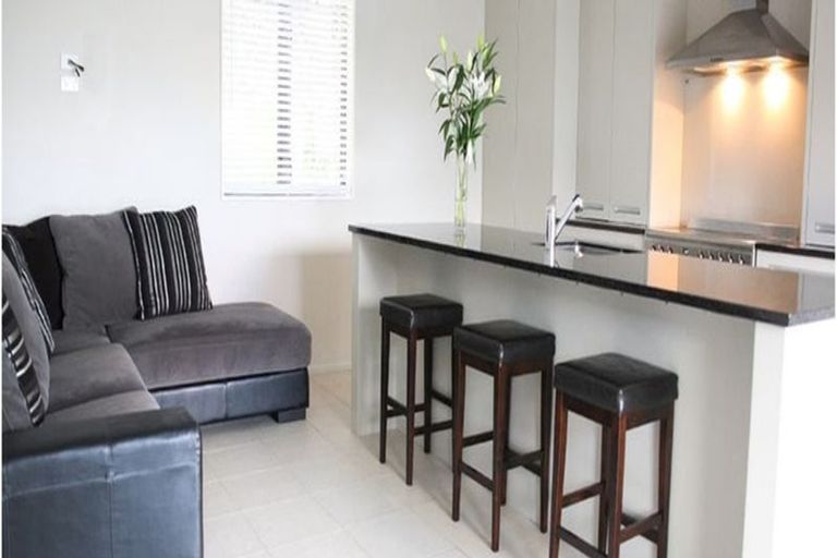 Photo of property in 245c Hill Road, The Gardens, Auckland, 2105