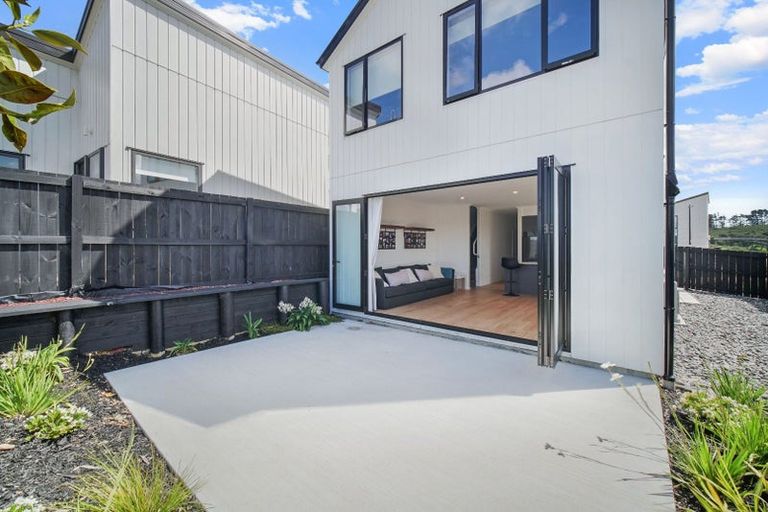 Photo of property in 78 Biokovo Street, Massey, Auckland, 0614