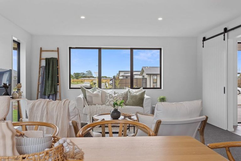 Photo of property in 58 Skibbereen Drive, Halswell, Christchurch, 8025