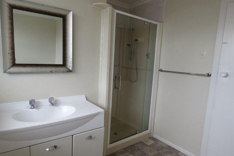 Photo of property in 74 Forfar Crescent, Rockdale, Invercargill, 9812