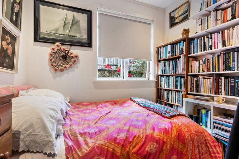 Photo of property in 20 Lake Road, Devonport, Auckland, 0624