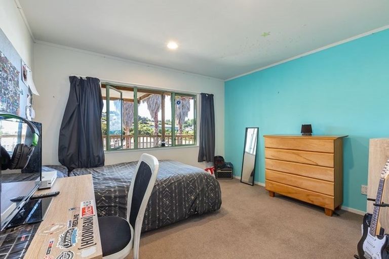 Photo of property in 4 Robinia Place, Snells Beach, 0920