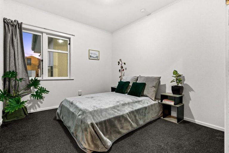 Photo of property in 2/57 Mahia Road, Manurewa, Auckland, 2102