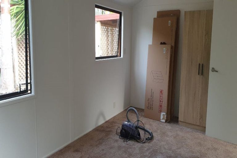 Photo of property in 62 Bradbury Road, Botany Downs, Auckland, 2010