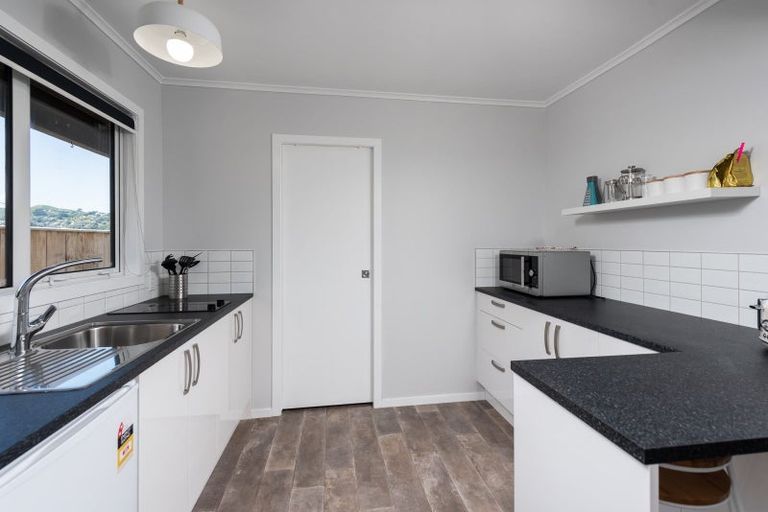 Photo of property in 10 Maybury Way, Island Bay, Wellington, 6023