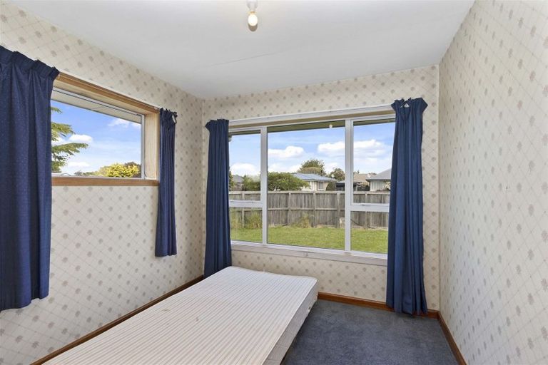 Photo of property in 8 Boston Avenue, Hornby, Christchurch, 8042
