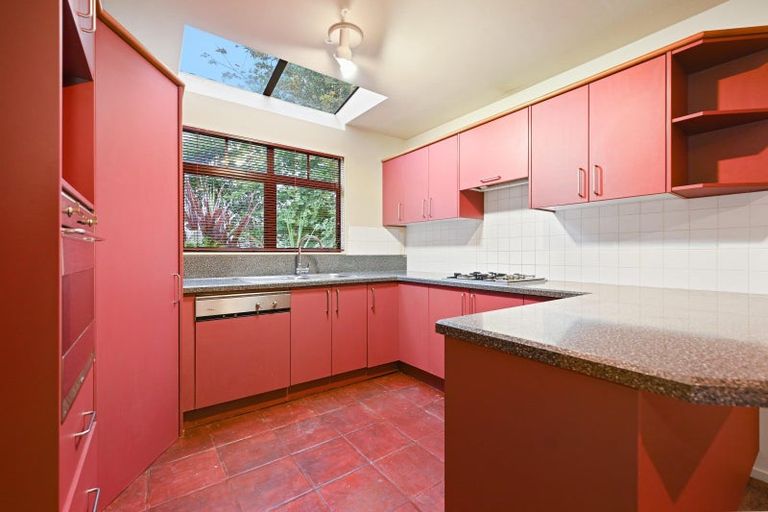 Photo of property in 6 Cadman Court, Rototuna, Hamilton, 3210