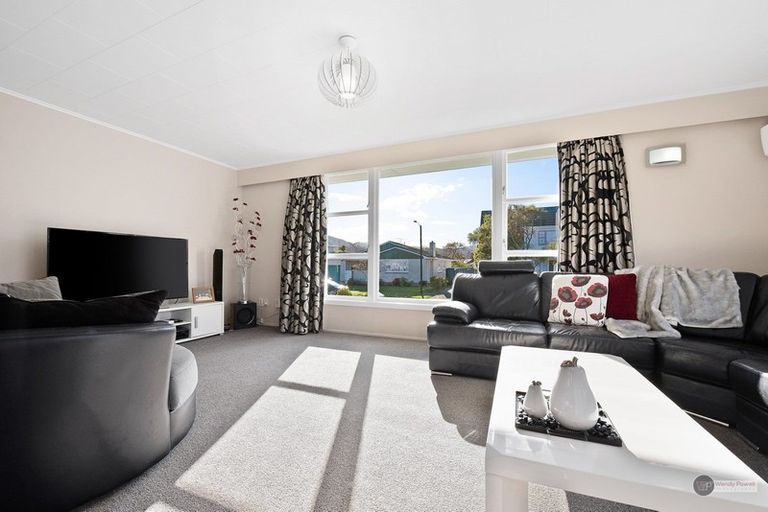 Photo of property in 24 Orr Crescent, Hutt Central, Lower Hutt, 5011