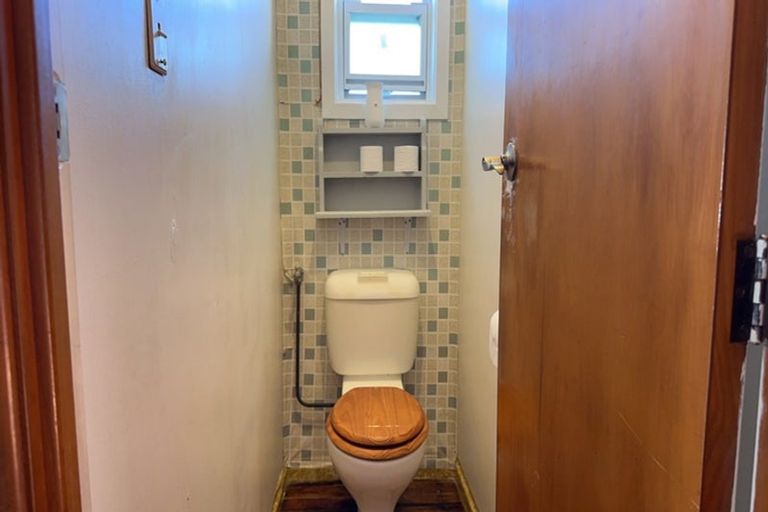 Photo of property in 105 Royal Road, Massey, Auckland, 0614