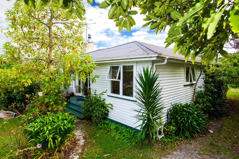 Photo of property in 208 Rutene Road, Kaiti, Gisborne, 4010