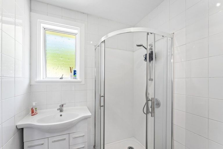 Photo of property in 226 Waddington Drive, Naenae, Lower Hutt, 5011