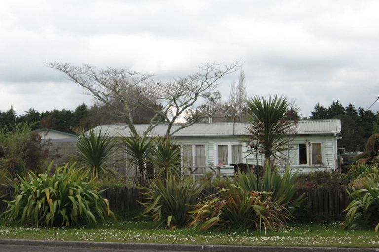 Photo of property in 34 Willow Avenue, Hannahs Bay, Rotorua, 3010