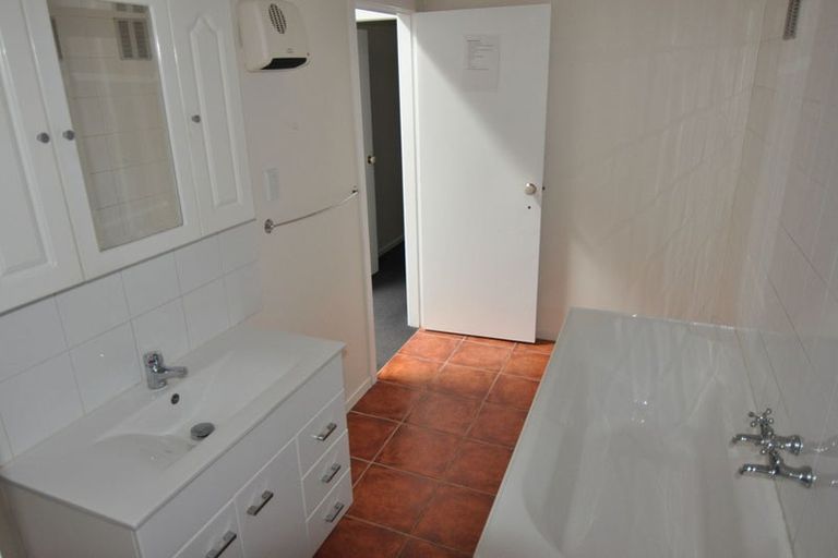 Photo of property in 8/408 The Esplanade, Island Bay, Wellington, 6023