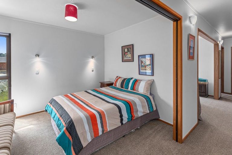 Photo of property in 36 Te Maika Road, Ngunguru, Whangarei, 0173