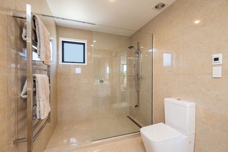 Photo of property in 8 Hari Way, Mapua, 7005