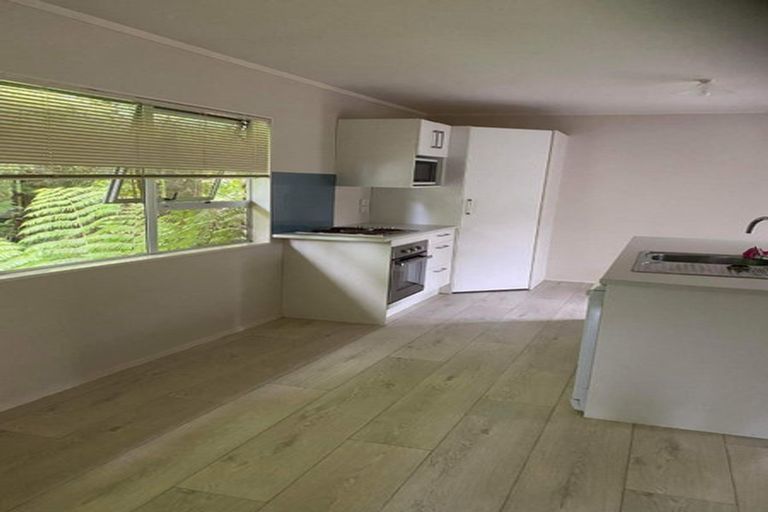 Photo of property in 73 Cherrington Road, Clevedon, Papakura, 2582