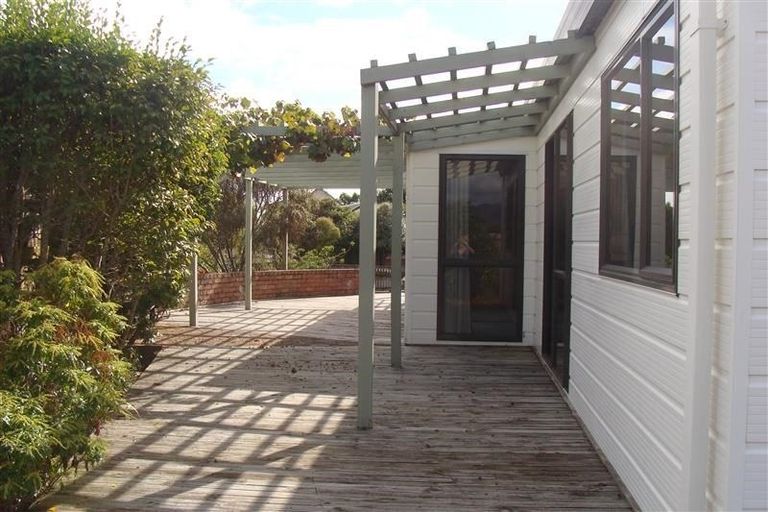 Photo of property in 76 Simpson Road, Papamoa Beach, Papamoa, 3118