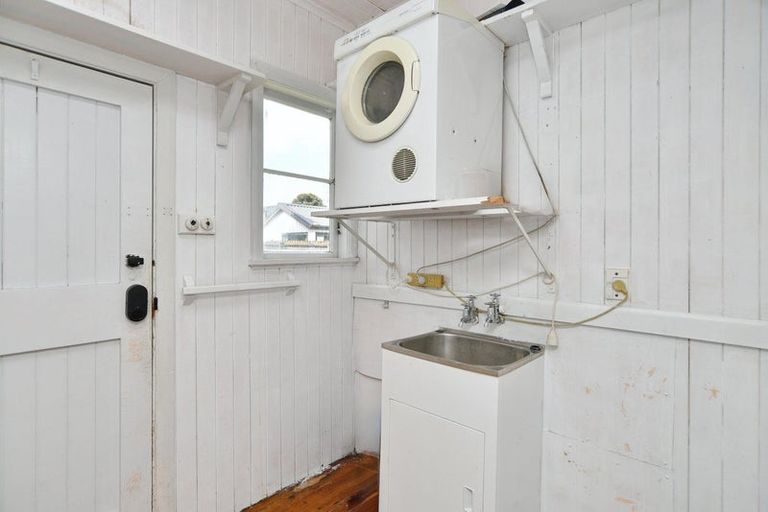 Photo of property in 2 Davis Place, Woolston, Christchurch, 8023