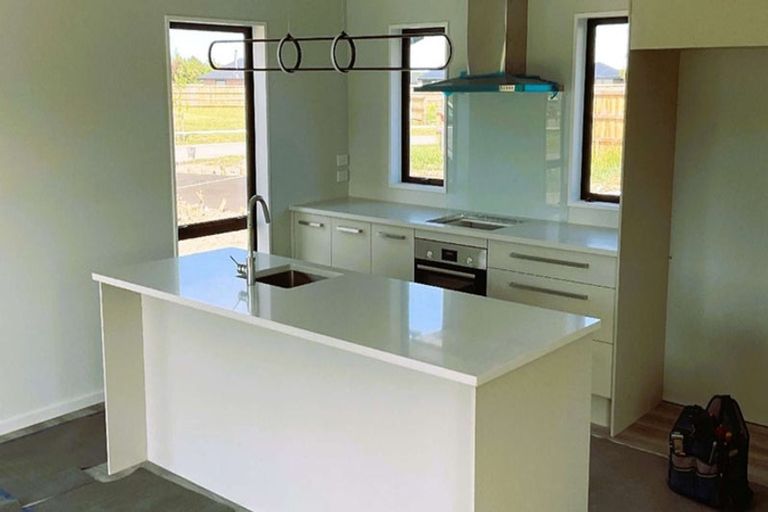 Photo of property in 1 Harrier Place, Amberley, 7410