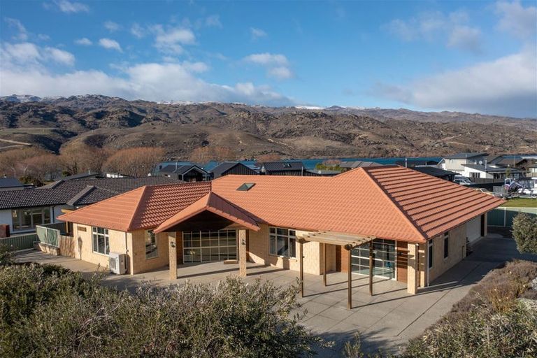 Photo of property in 56 Missy Crescent, Mount Pisa, Cromwell, 9383