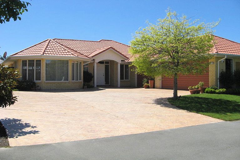 Photo of property in 26 Woodhurst Drive, Casebrook, Christchurch, 8051