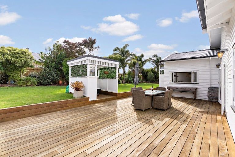 Photo of property in 57 Queen Street, Riverhead, 0820