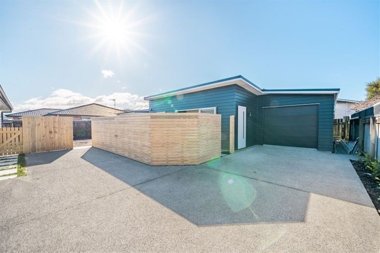Photo of property in 75c Ward Street, Wallaceville, Upper Hutt, 5018