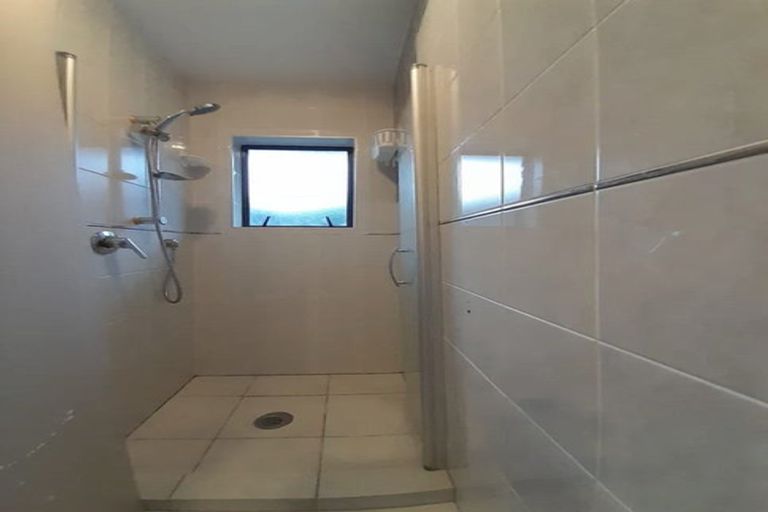 Photo of property in 301 Bucklands Beach Road, Bucklands Beach, Auckland, 2012