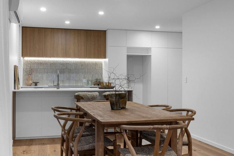 Photo of property in 40a Clare Road, St Albans, Christchurch, 8014