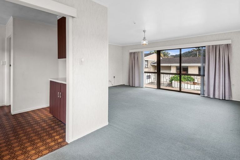 Photo of property in 27 Kamo Road, Regent, Whangarei, 0112