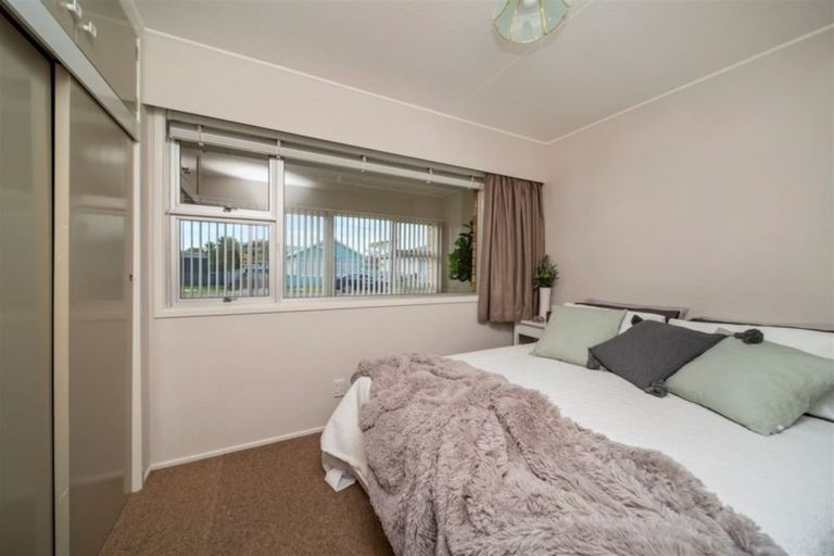 Photo of property in 15 Grey Street, Hawera, 4610