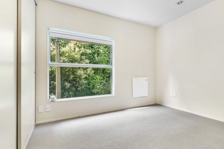 Photo of property in 6/2 Onslow Road, Khandallah, Wellington, 6035