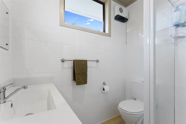 Photo of property in 108 Alexander Road, Raumati Beach, Paraparaumu, 5032