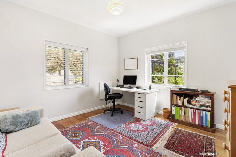 Photo of property in 107 Karori Road, Karori, Wellington, 6012