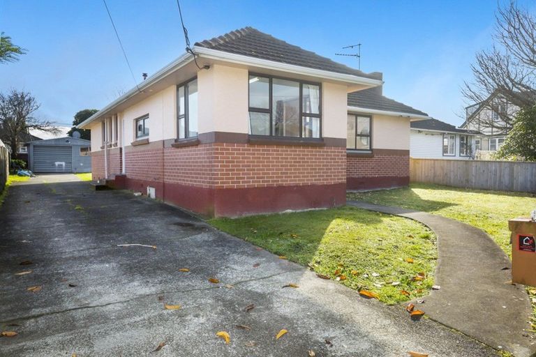 Photo of property in 152 Mcleod Street, Elderslea, Upper Hutt, 5018