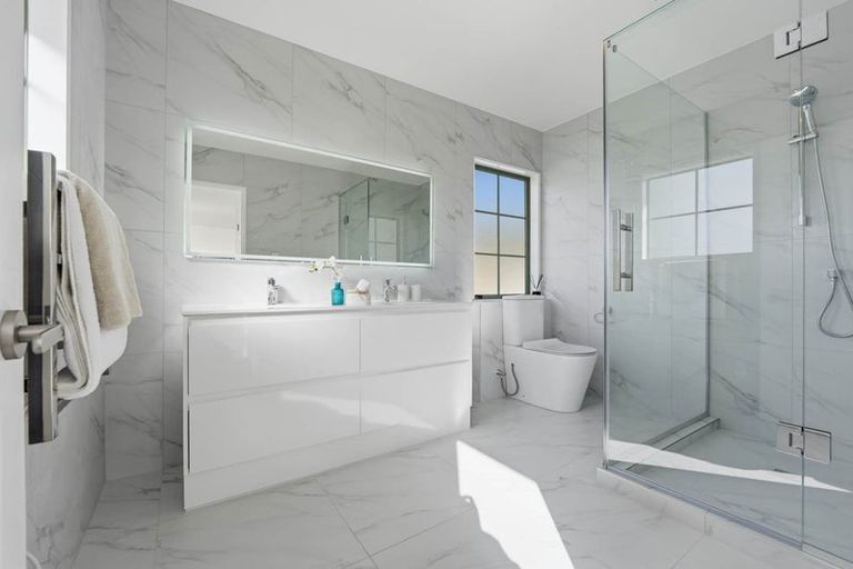Photo of property in 116 Onetaunga Road, Chatswood, Auckland, 0626