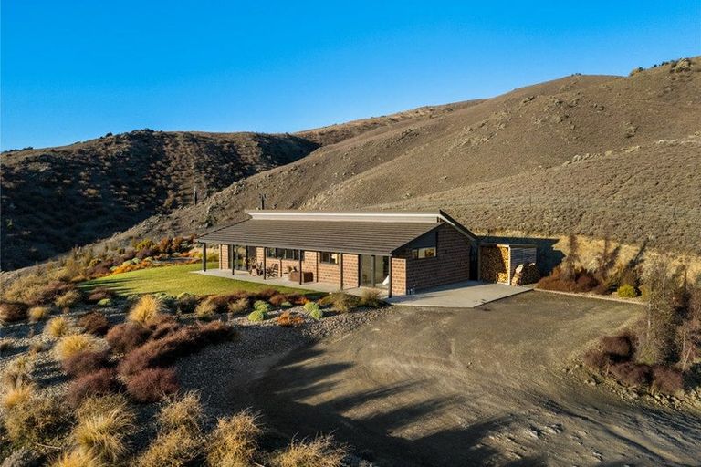 Photo of property in 147 Pigeon Rock Road, Cornish Point, Cromwell, 9384