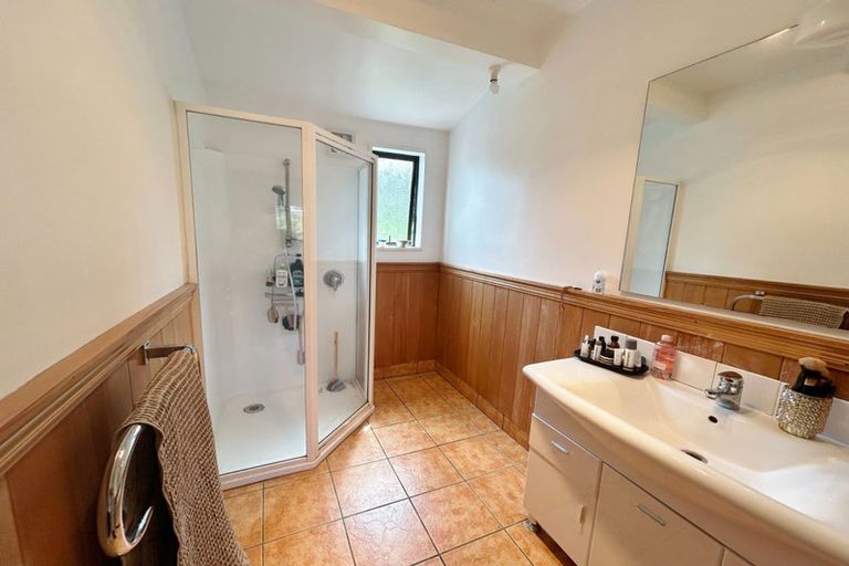 Photo of property in 35 Cornwall Road, Lyttelton, 8082