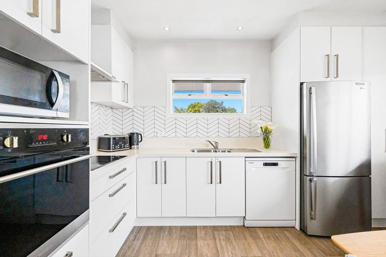 Photo of property in 40 Hindmarsh Street, Henderson, Auckland, 0612