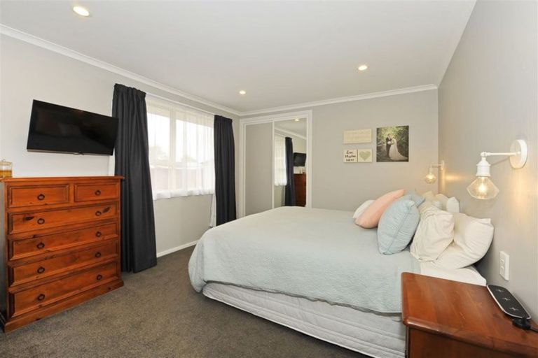 Photo of property in 62 Trevor Street, Hornby, Christchurch, 8042
