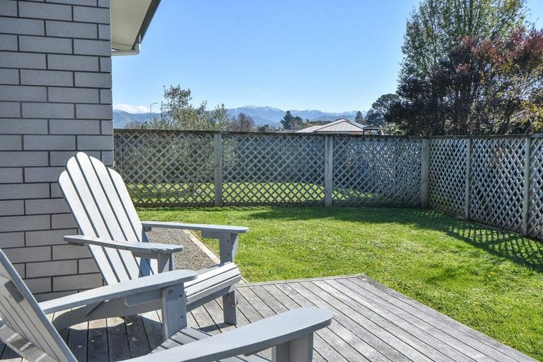 Photo of property in 42 Feist Street, Carterton, 5713