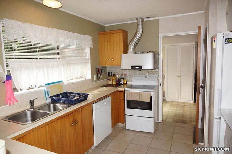 Photo of property in 6/116a Pakuranga Road, Pakuranga, Auckland, 2010