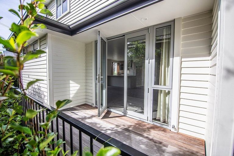Photo of property in 2/27 Tonbridge Street, Merivale, Christchurch, 8014
