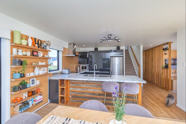 Photo of property in 22 Taonui Street, Waitarere Beach, Levin, 5510