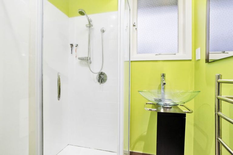 Photo of property in 44 Strid Road, Te Atatu South, Auckland, 0610