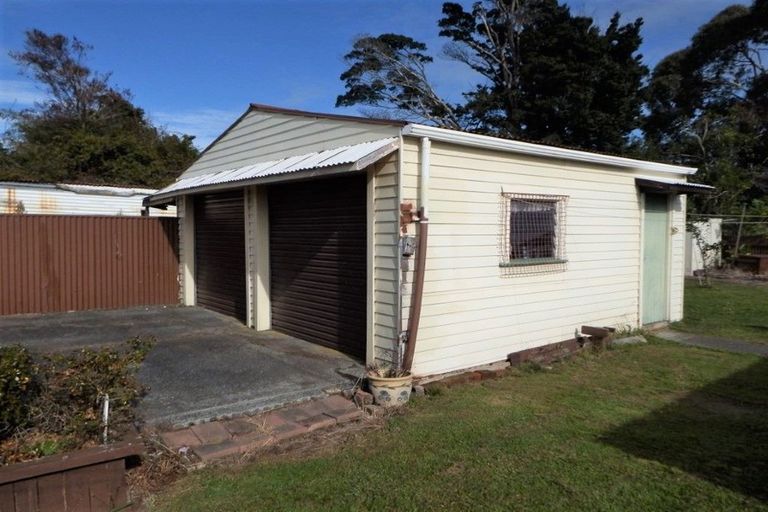 Photo of property in 15 Cuba Street, Marton, 4710